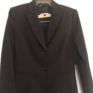 Tahari Arthur S. Levine Size 10 Women's Suit